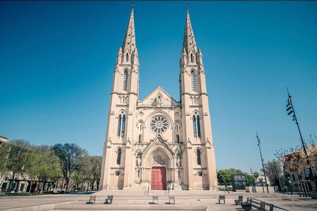 Le Petit Nid - Coeur De Ville - Clim Nimes Bagian luar foto